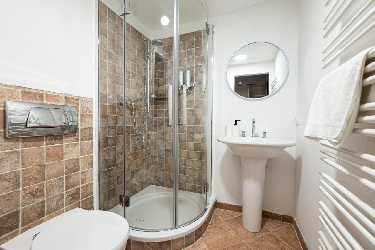 Brand-New Double Bedroom Apartment Vienna Exterior photo